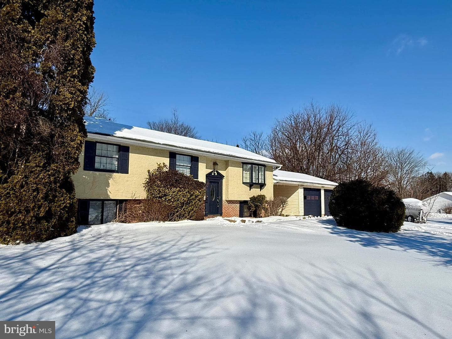 110 Wendy Circle photo 3