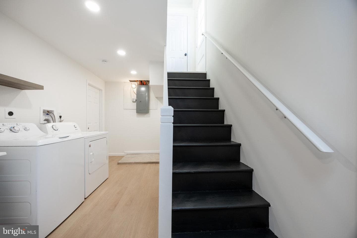 110 Merlin Road photo 19