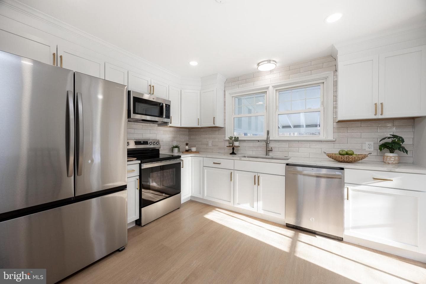 110 Merlin Road photo 5
