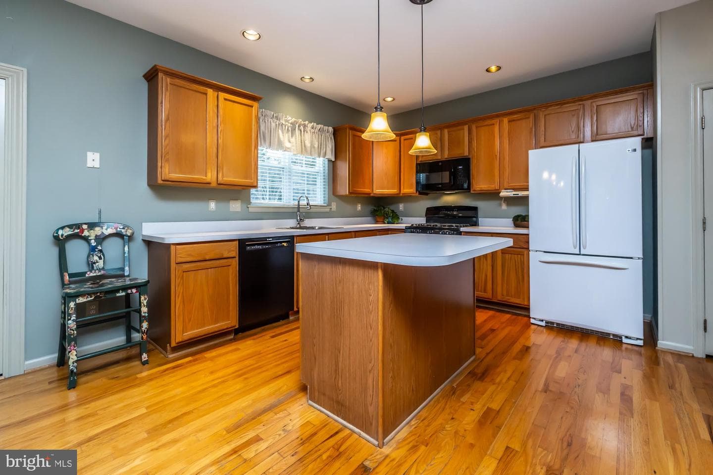 1148 Ashbridge Road photo 15