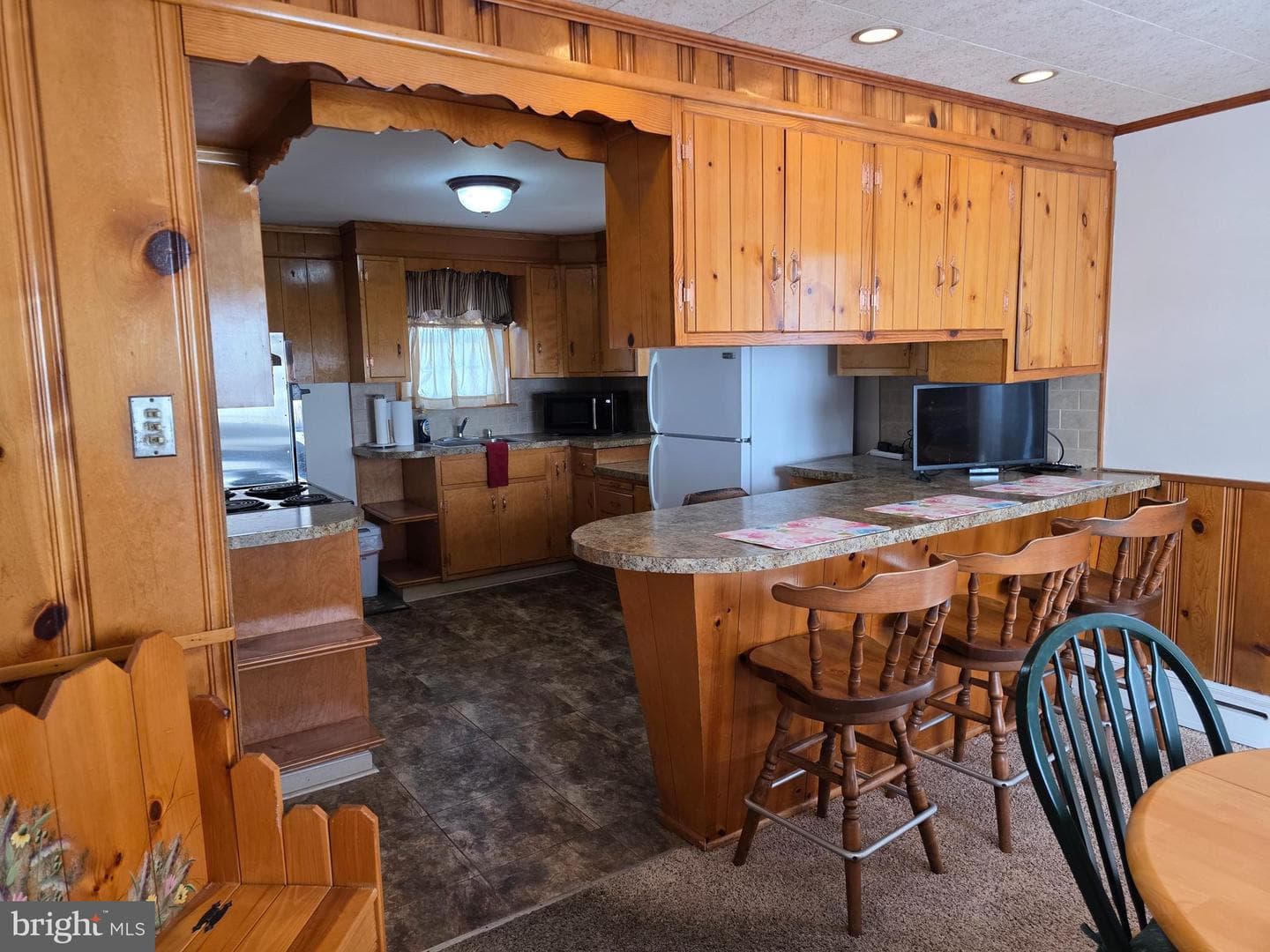 1407 Walnut photo 7
