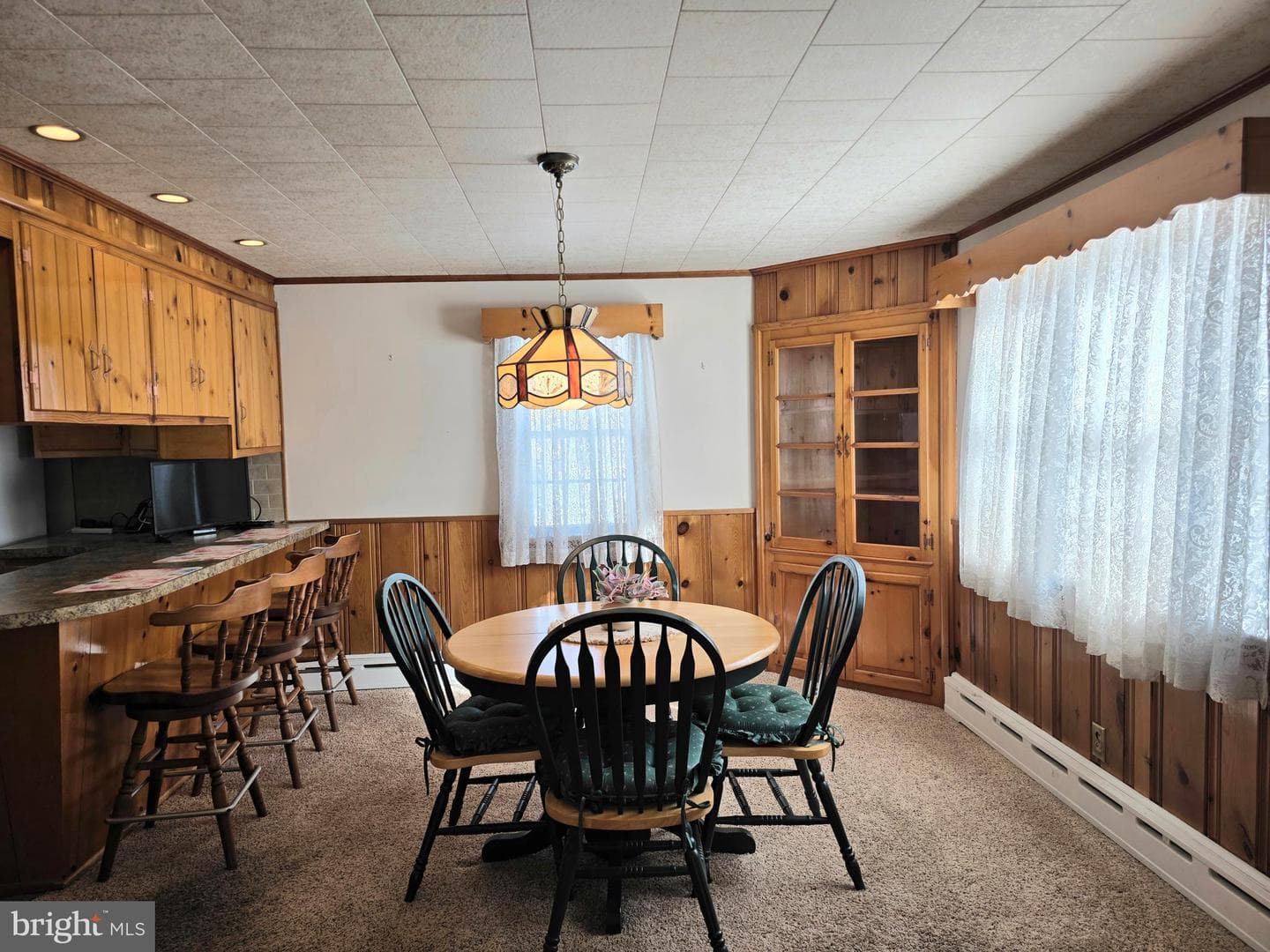 1407 Walnut photo 9