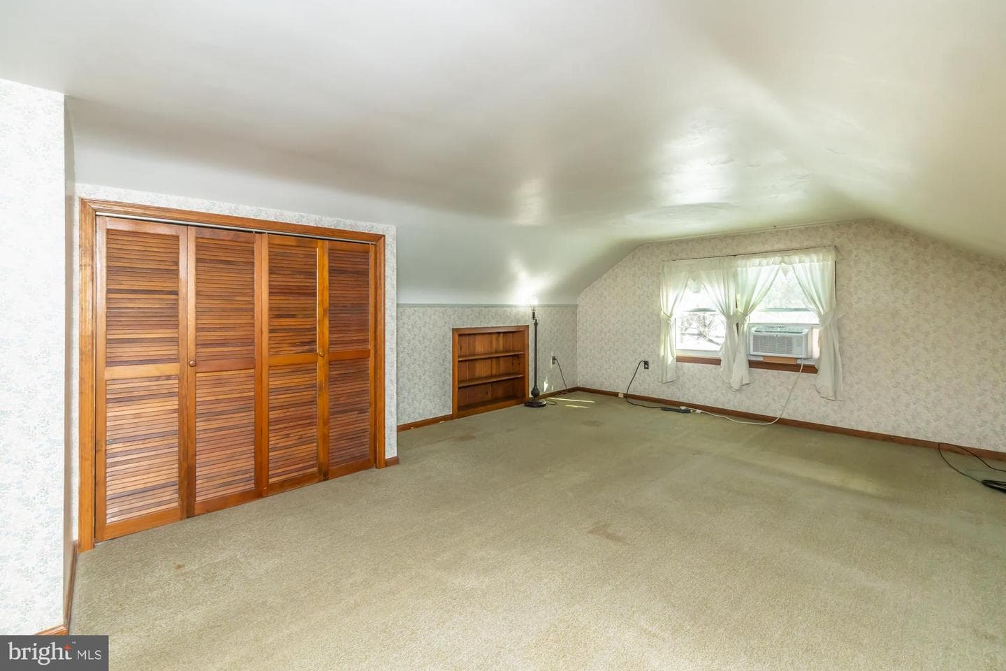360 Oaklyn Road photo 35