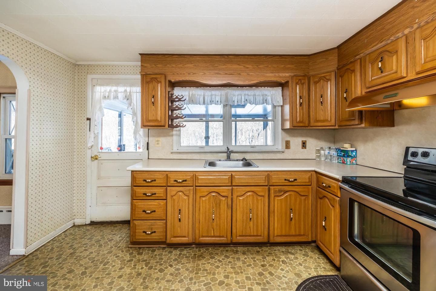 360 Oaklyn Road photo 5