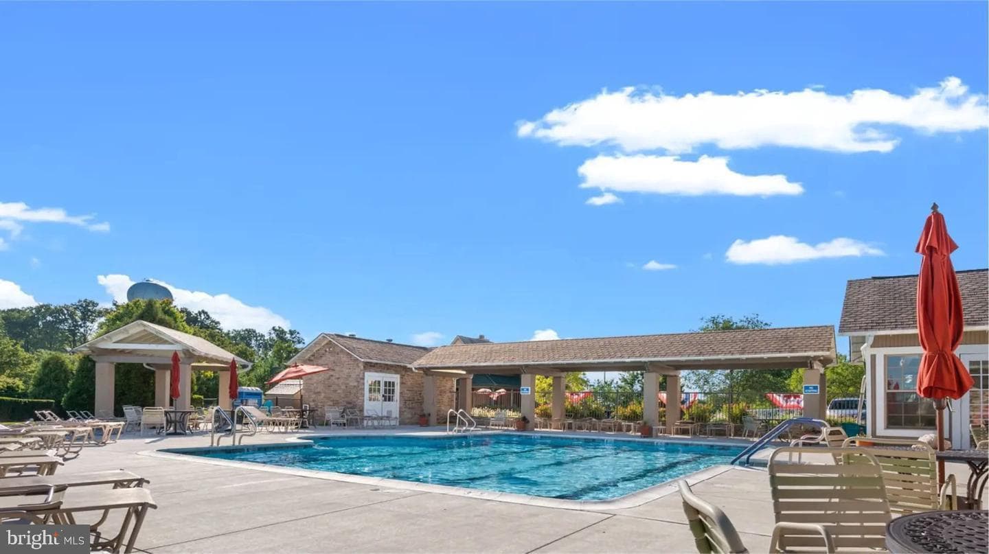 102 Lilac Court photo 42