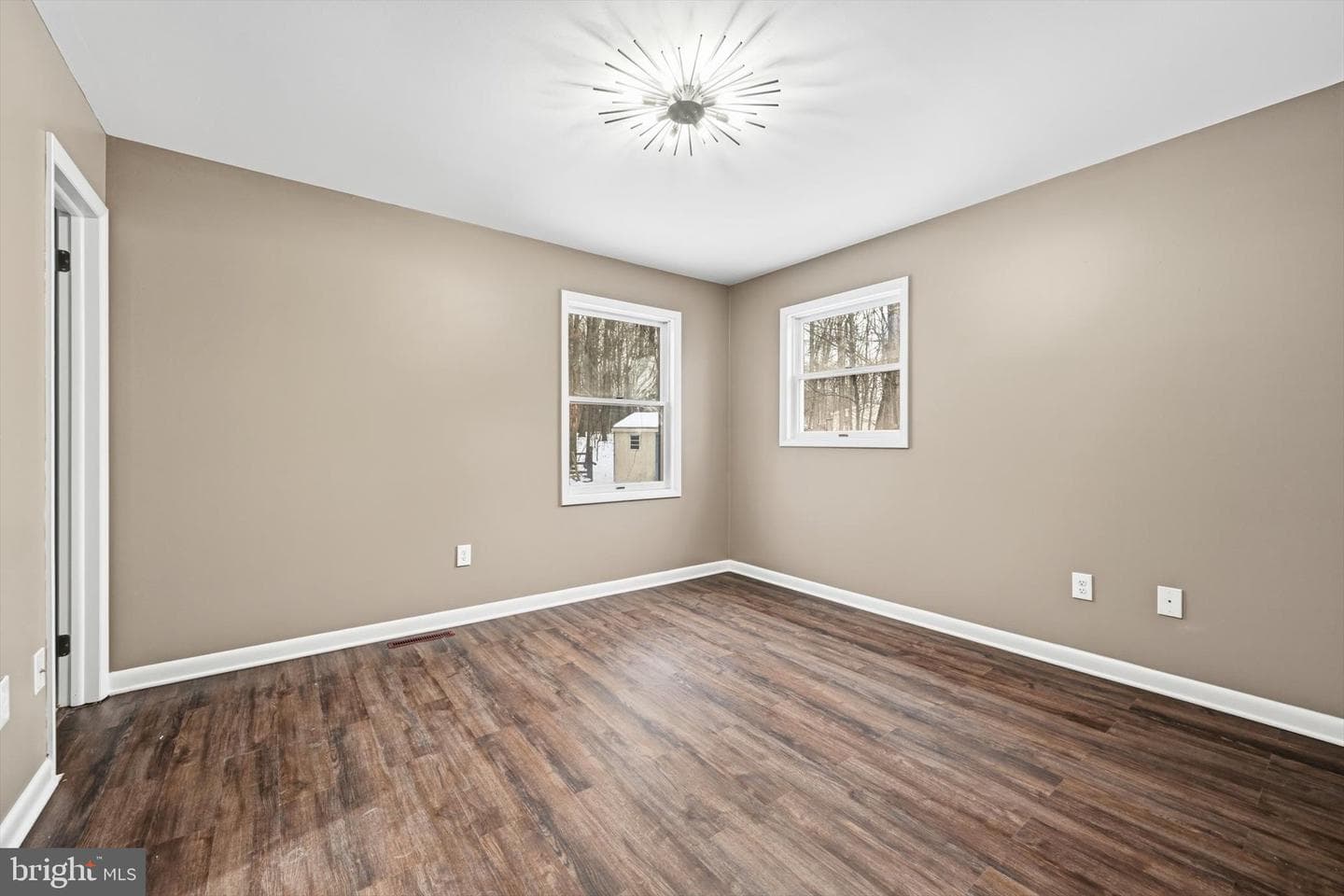 294 Cambridge Road photo 12