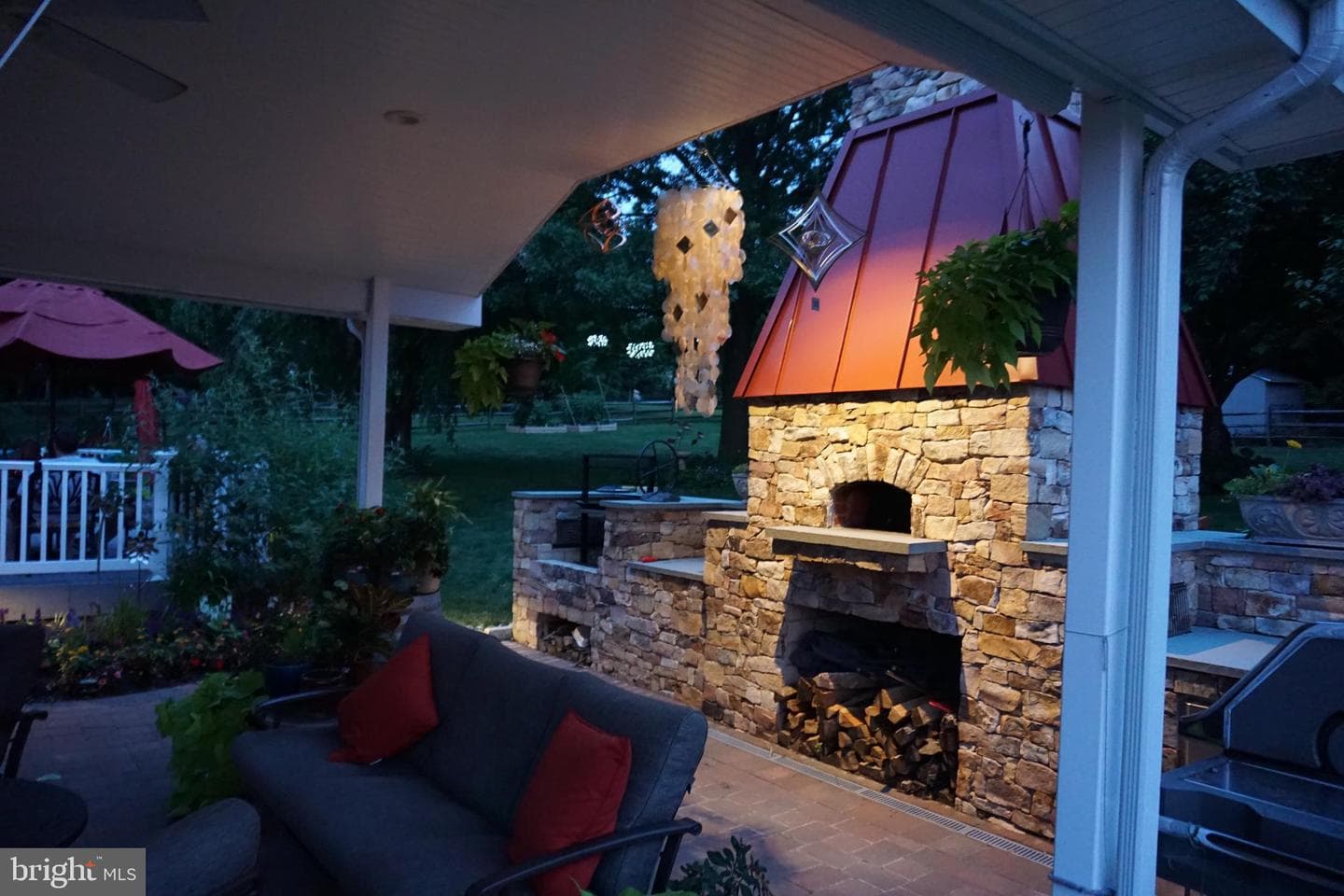 4 Treemont Drive photo 4
