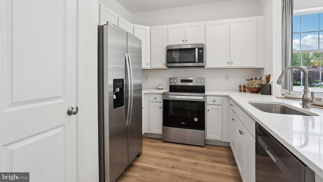 210 Derby Drive photo 9
