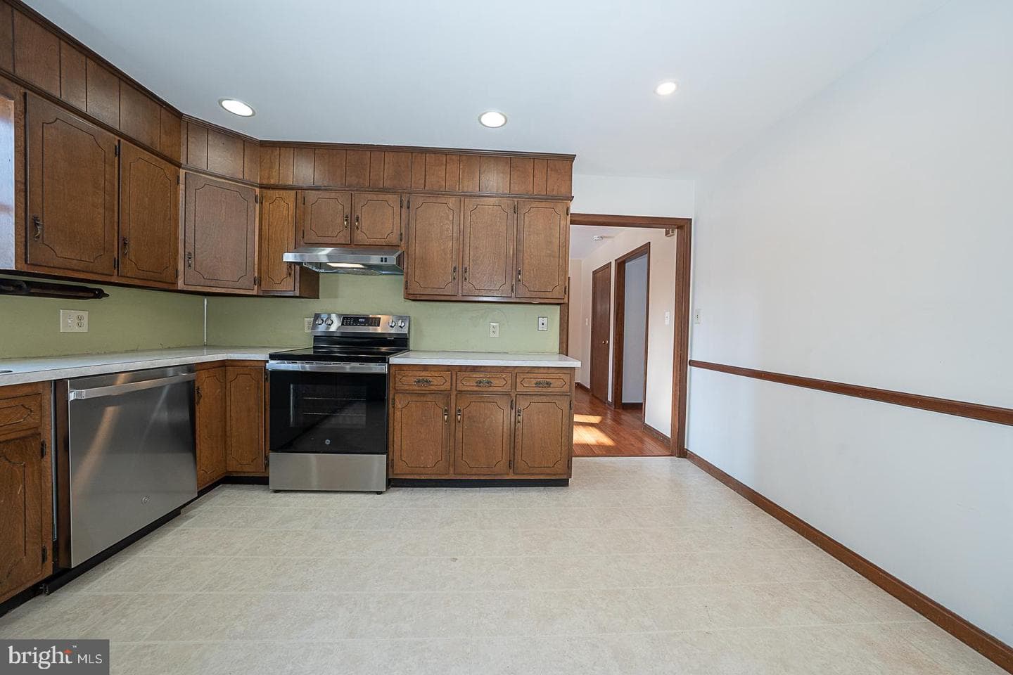 244 S Bonsall Road photo 15