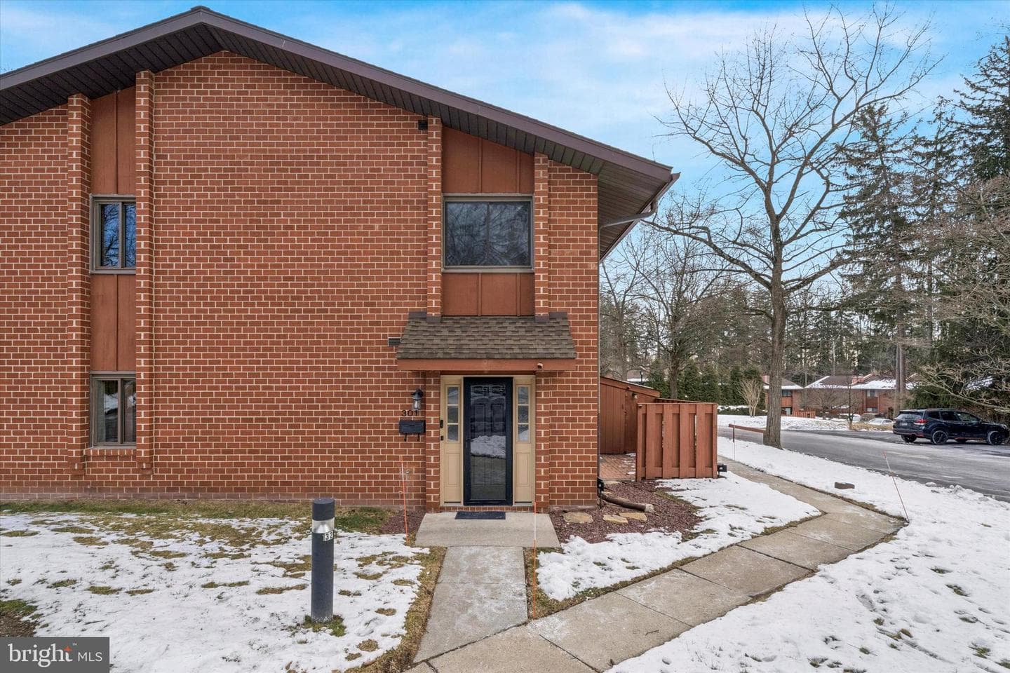 301 Worthington Drive #301
