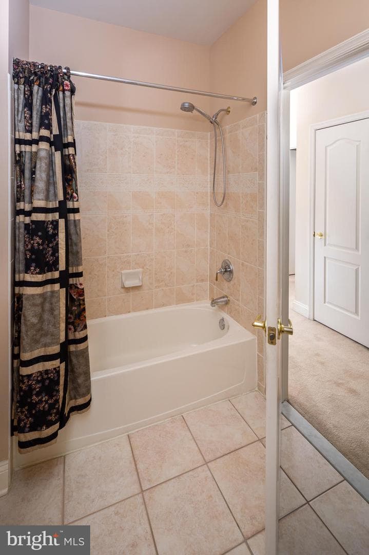 1703 Yardley Drive photo 30