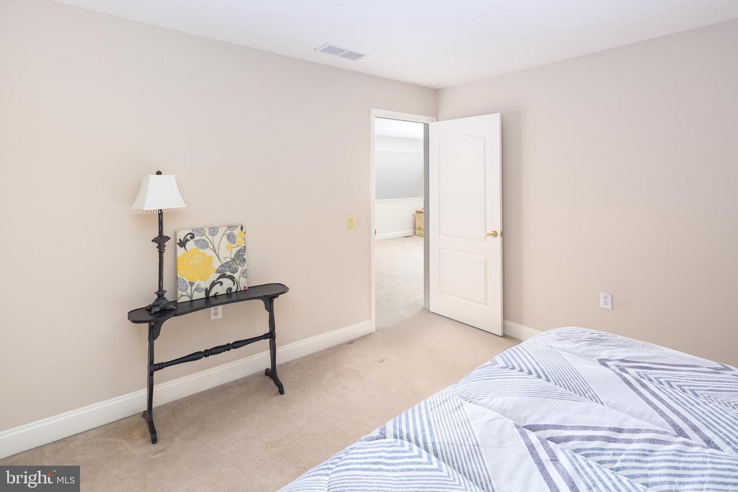 1703 Yardley Drive photo 33