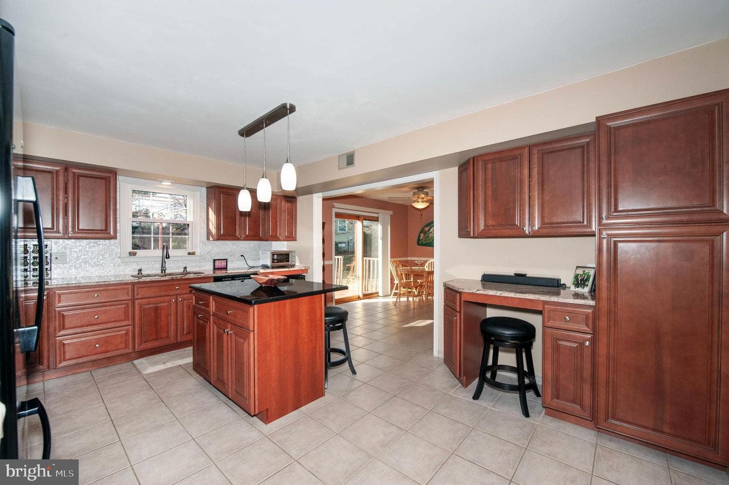 1016 Winding River Lane photo 14