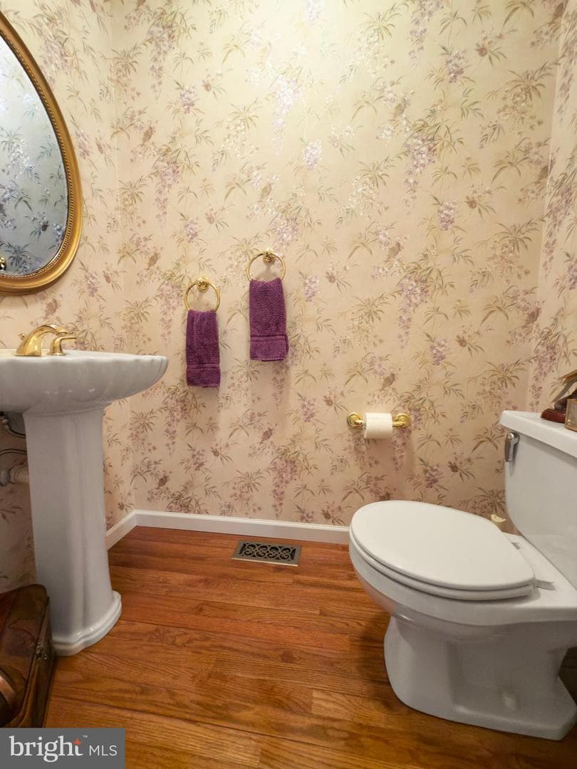 1016 Winding River Lane photo 16