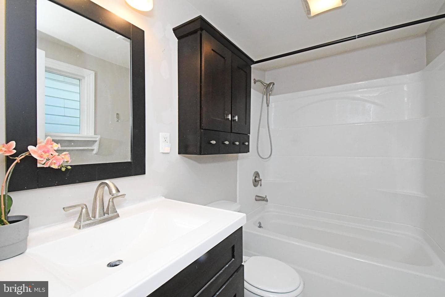 220 Saint Marys Street photo 17