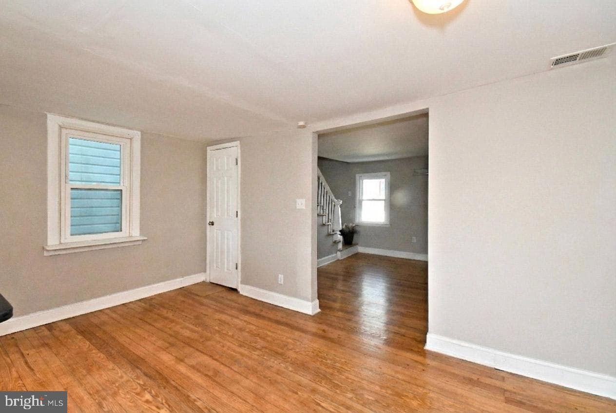220 Saint Marys Street photo 7