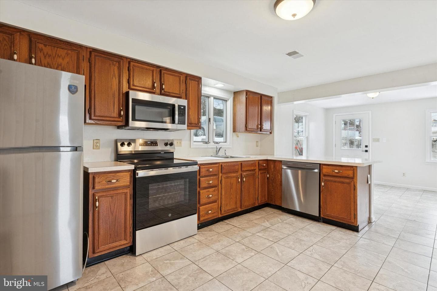 123 W Lancaster Avenue photo 7