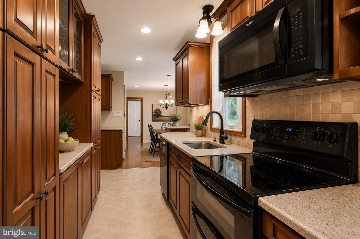 508 Ash Road photo 15