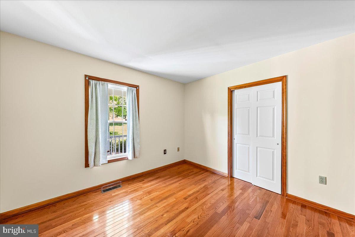 508 Ash Road photo 25