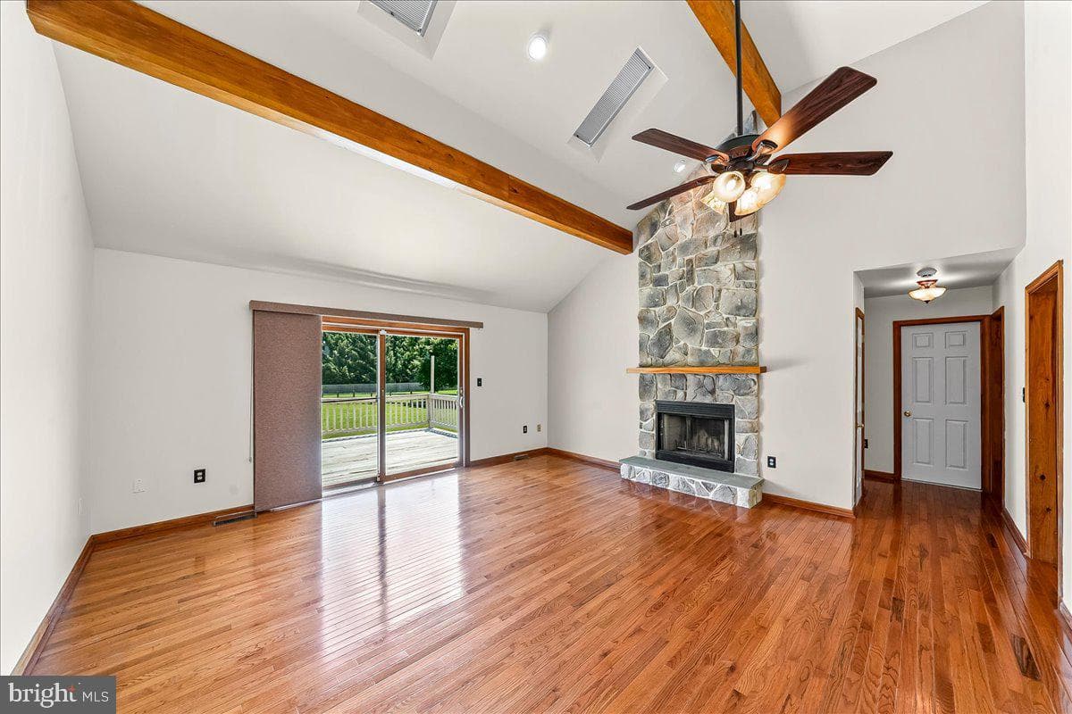 508 Ash Road photo 8