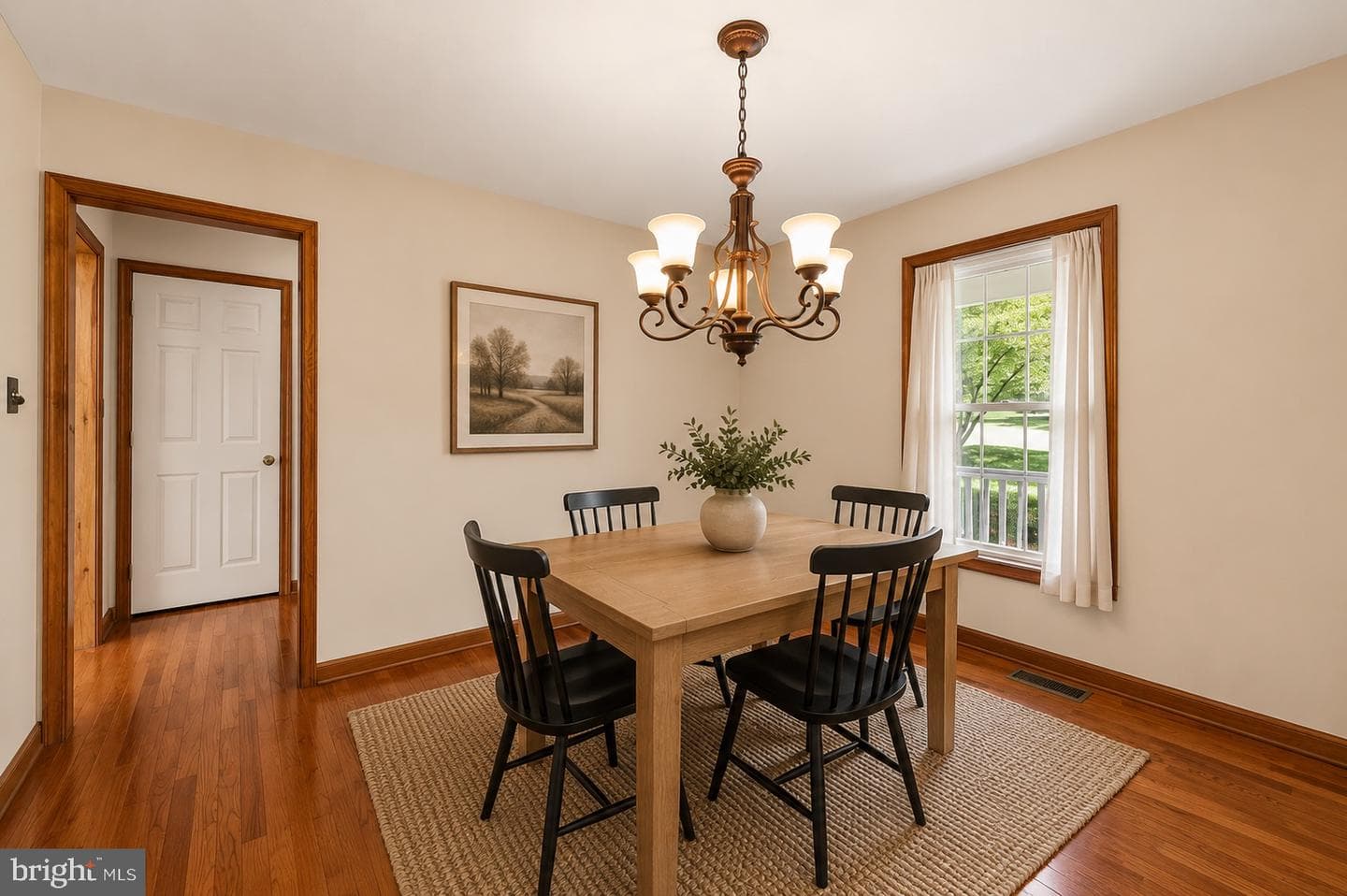 508 Ash Road photo 9