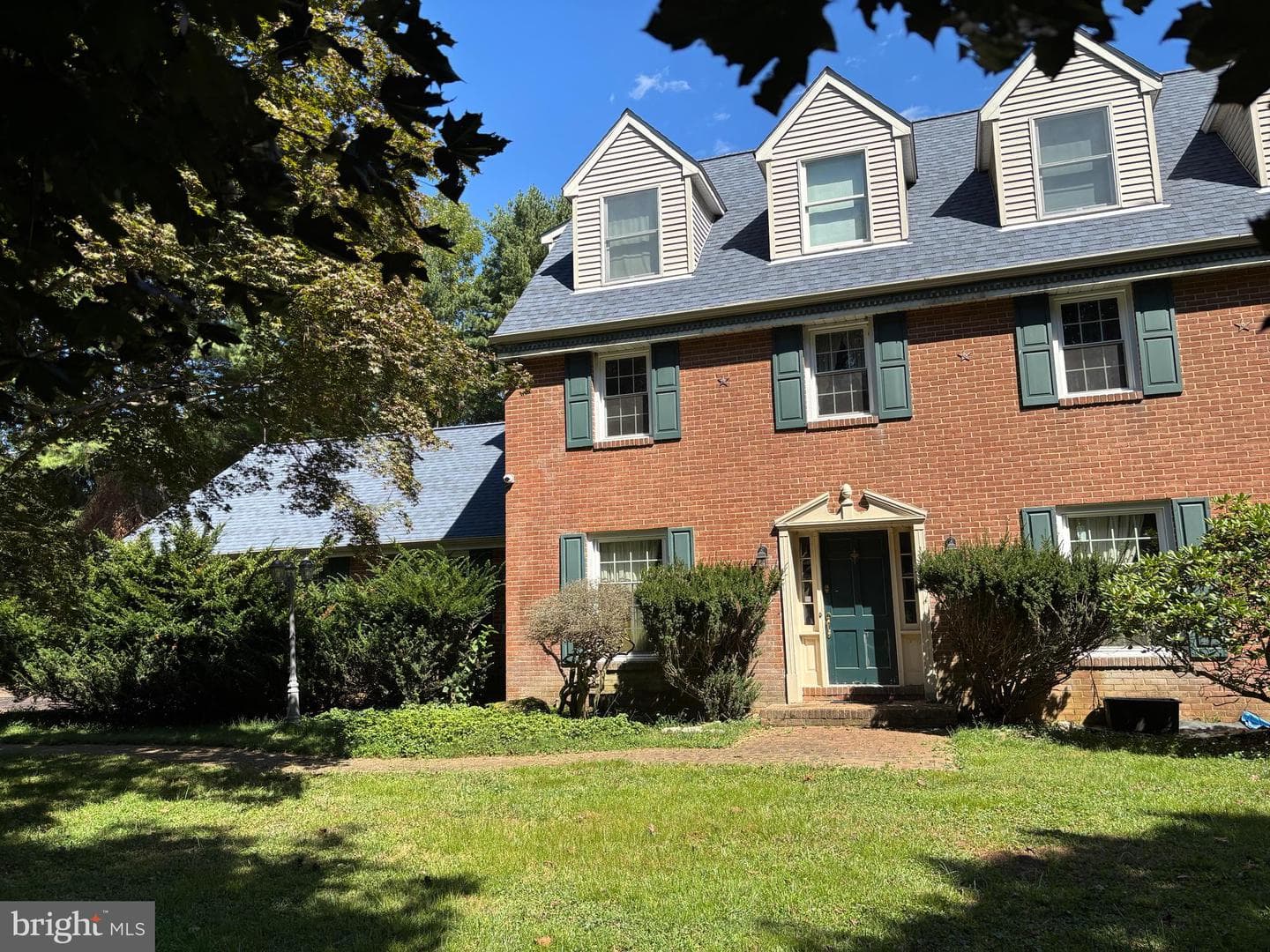 728 Northbrook Road photo 2