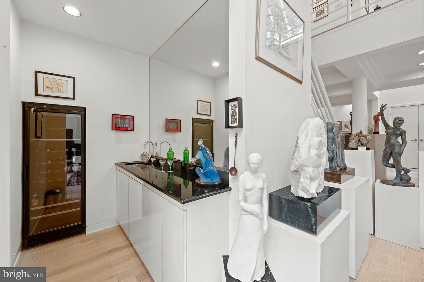 6 Hunt Club Lane photo 5