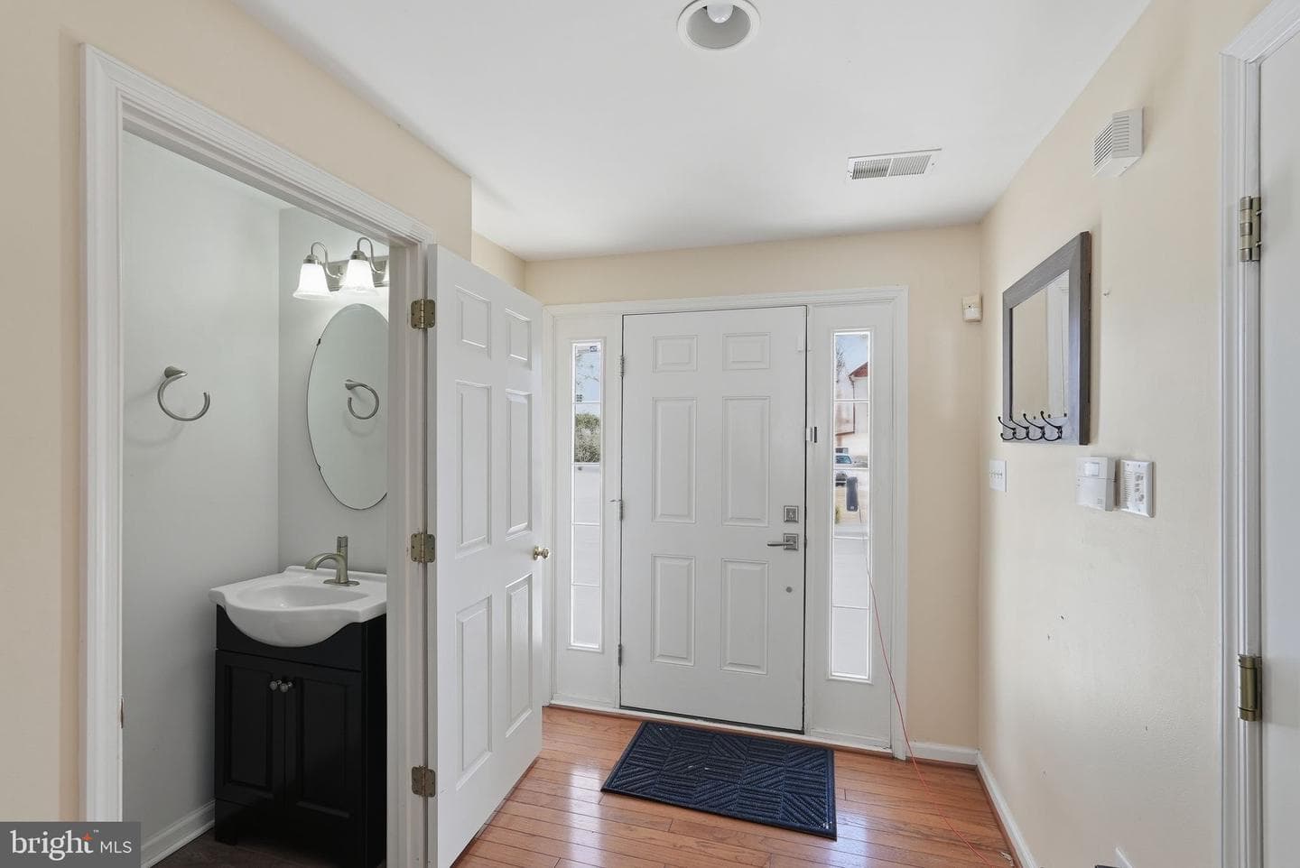 3 Carriage House Road photo 2