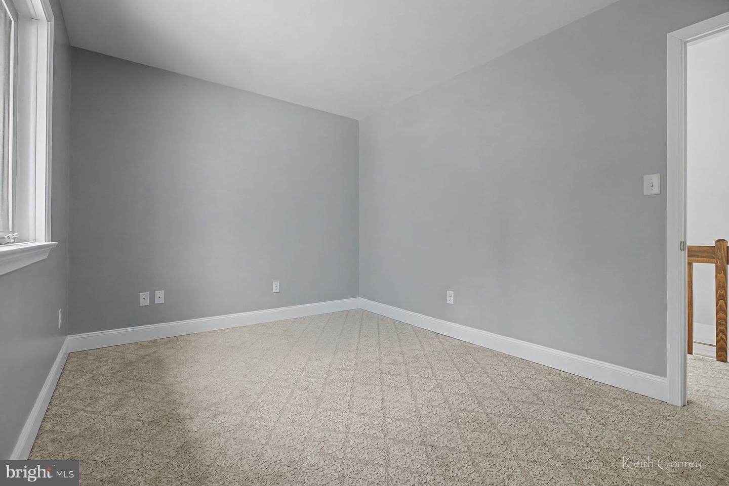 8 Laurel Dr photo 29