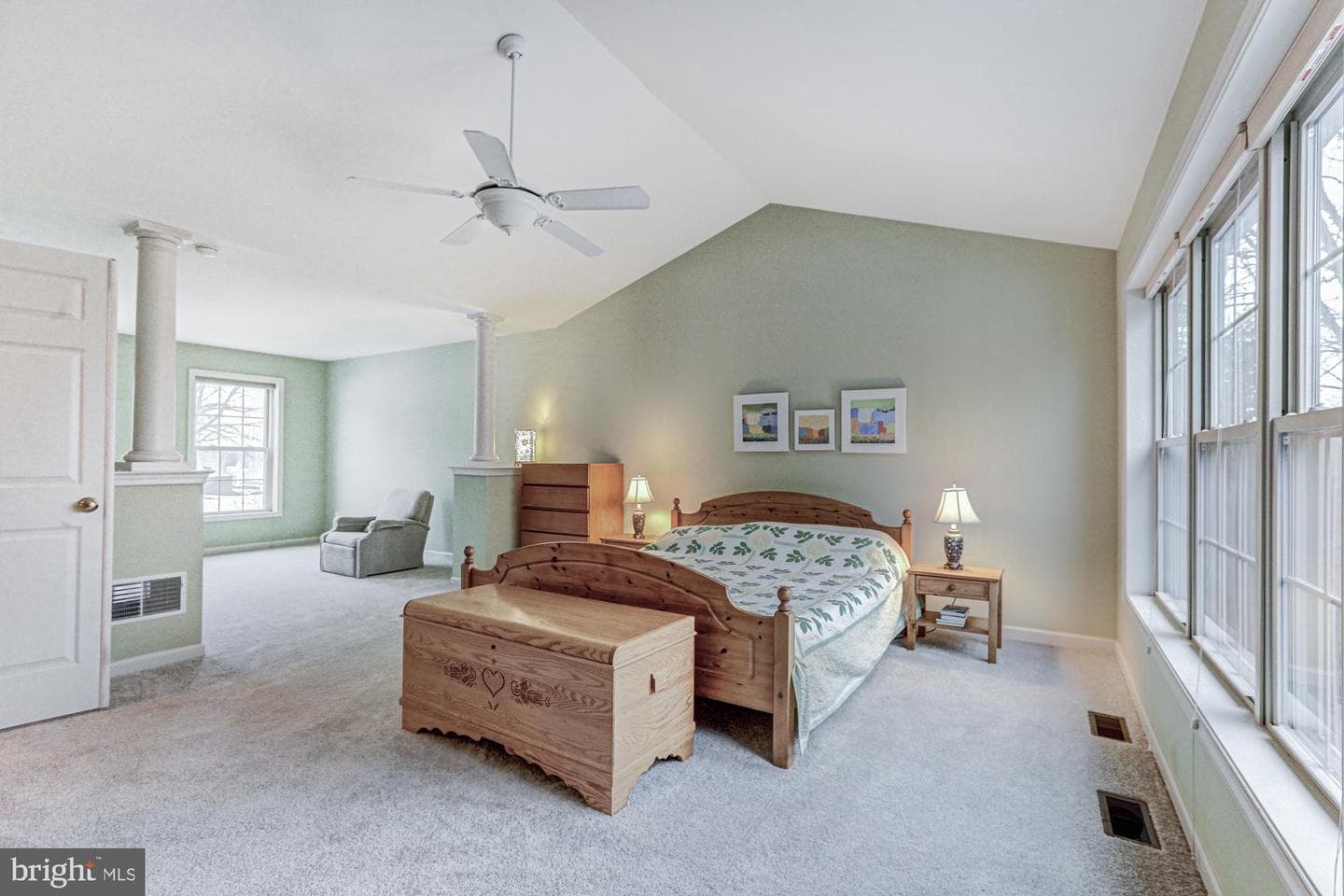 518 Hyde Park Circle photo 42