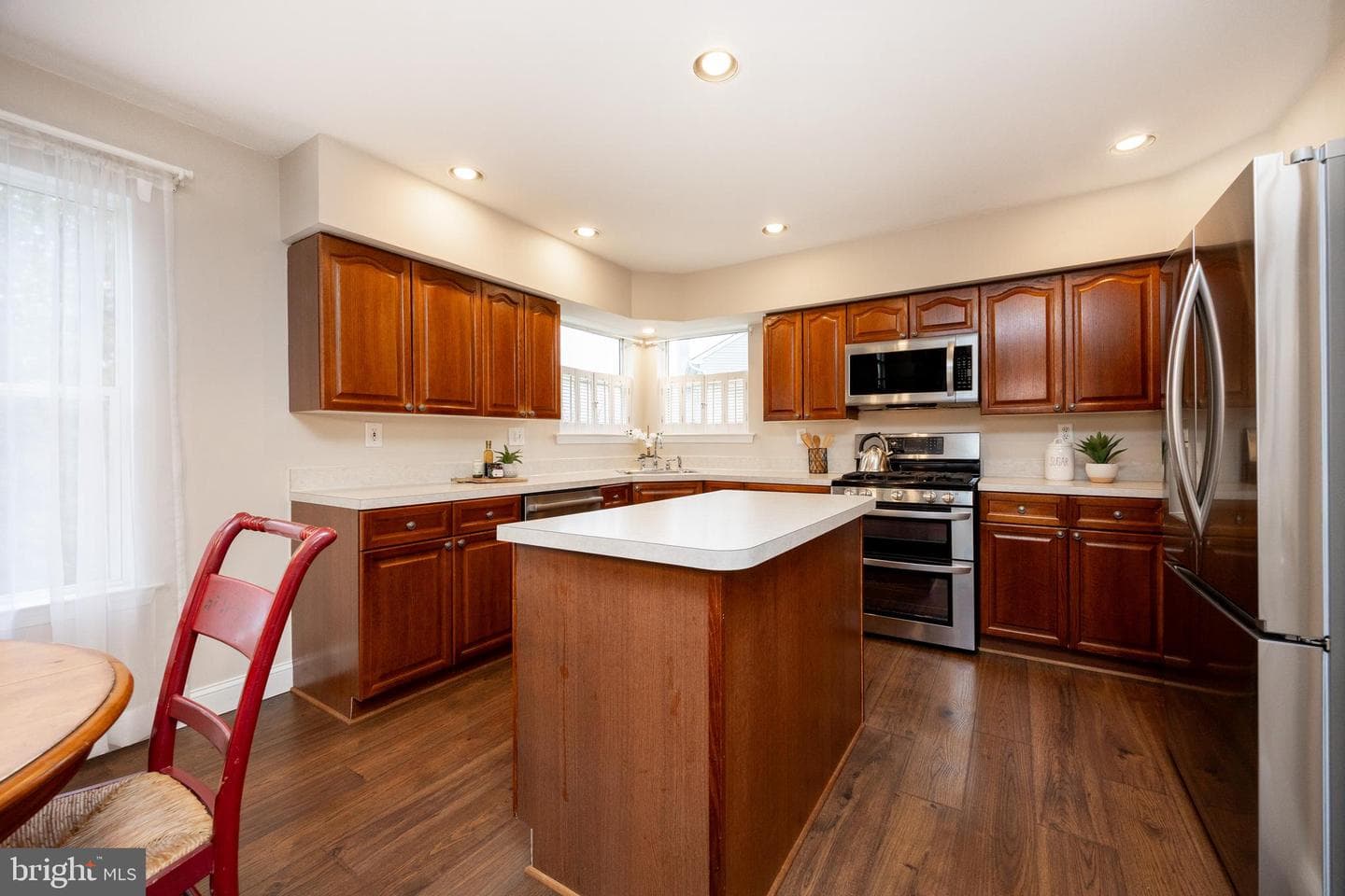 891 Winding River Lane photo 17