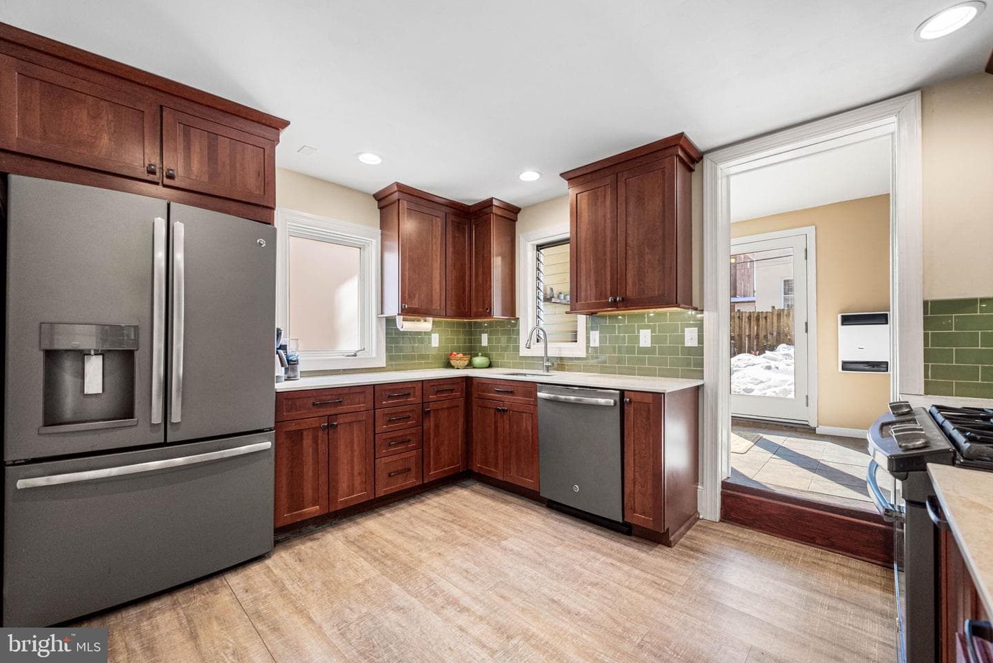 220 S Walnut Street photo 10