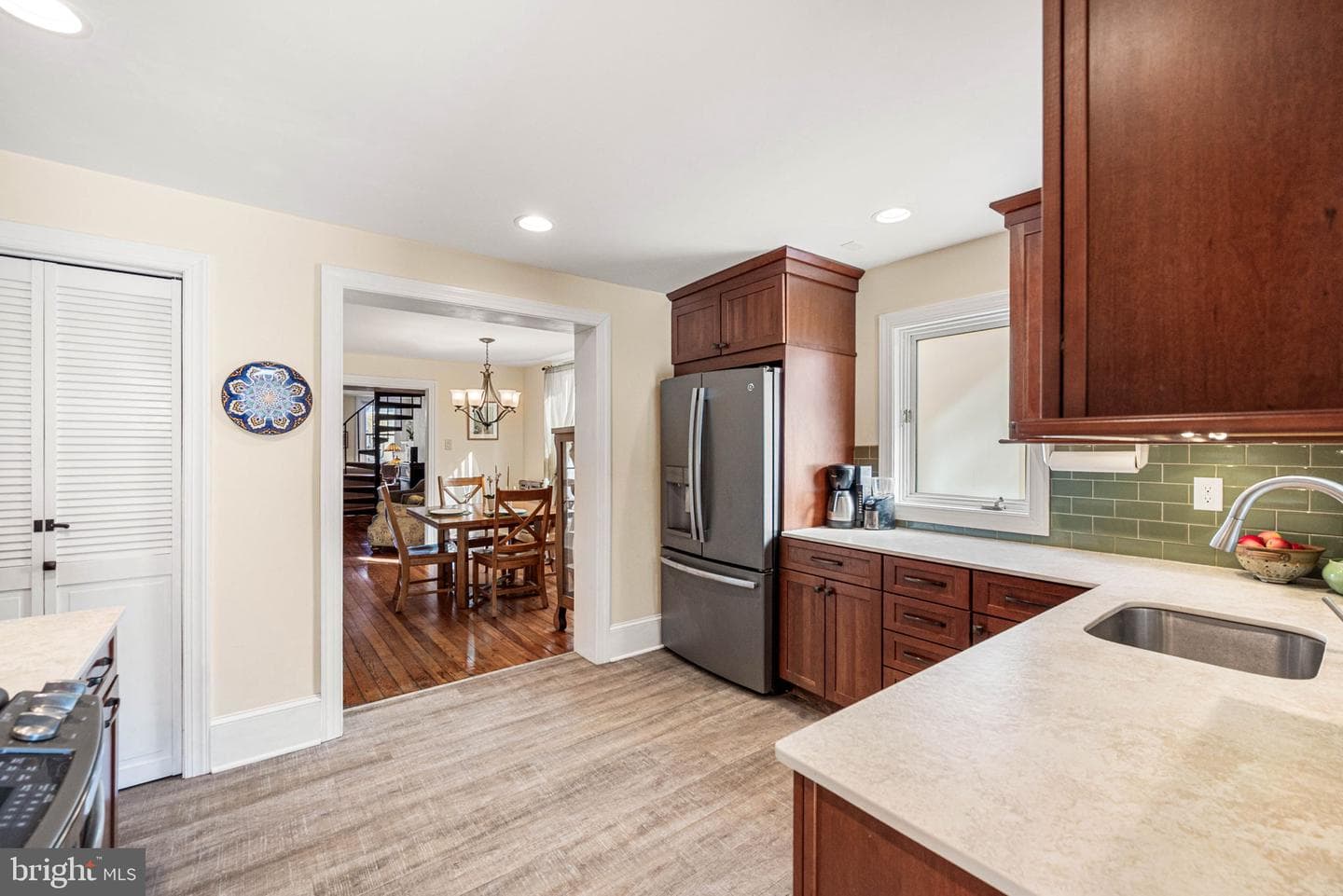 220 S Walnut Street photo 13