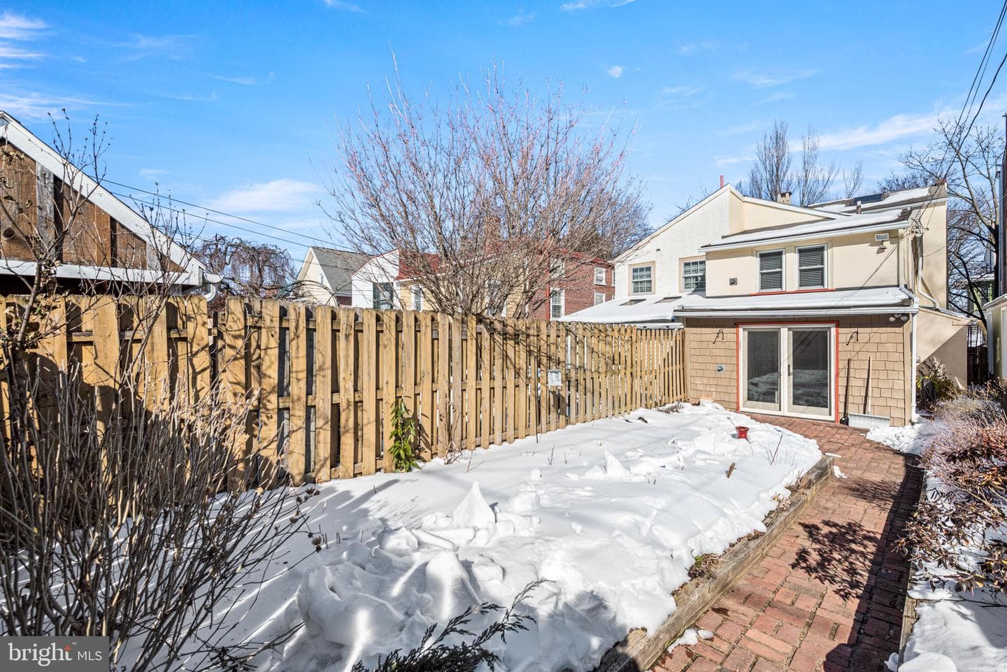 220 S Walnut Street photo 27