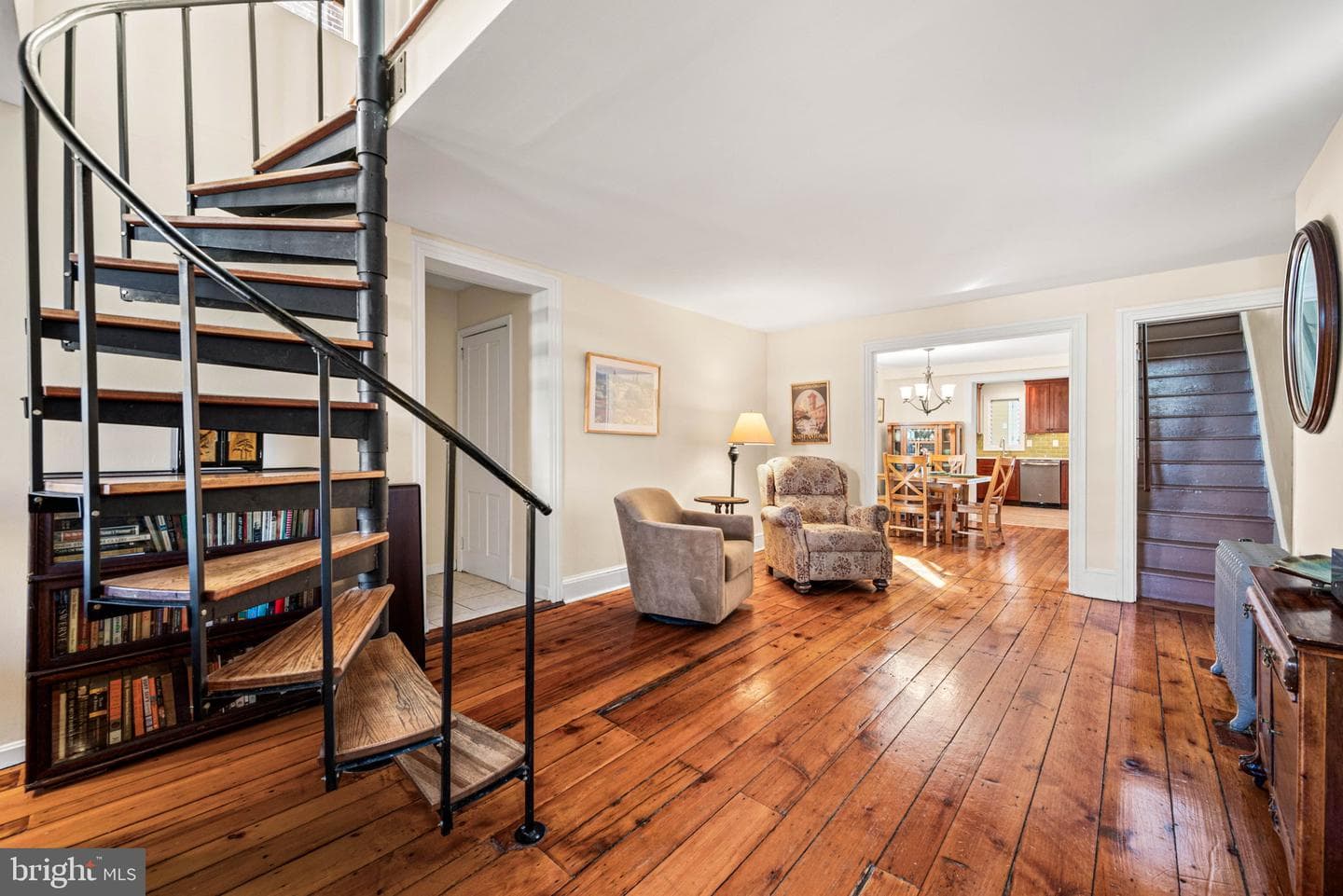 220 S Walnut Street photo 6