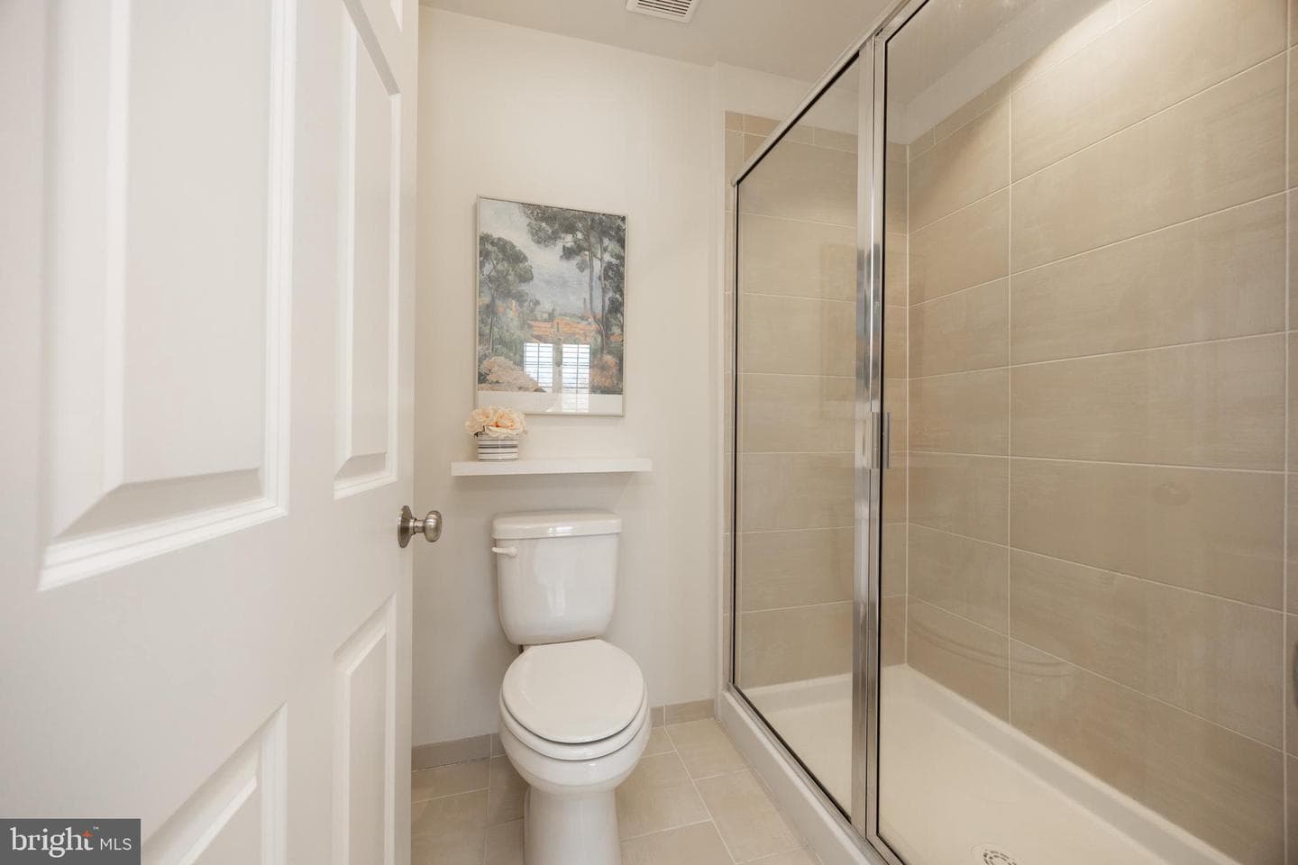 235 Kestrel Court photo 27