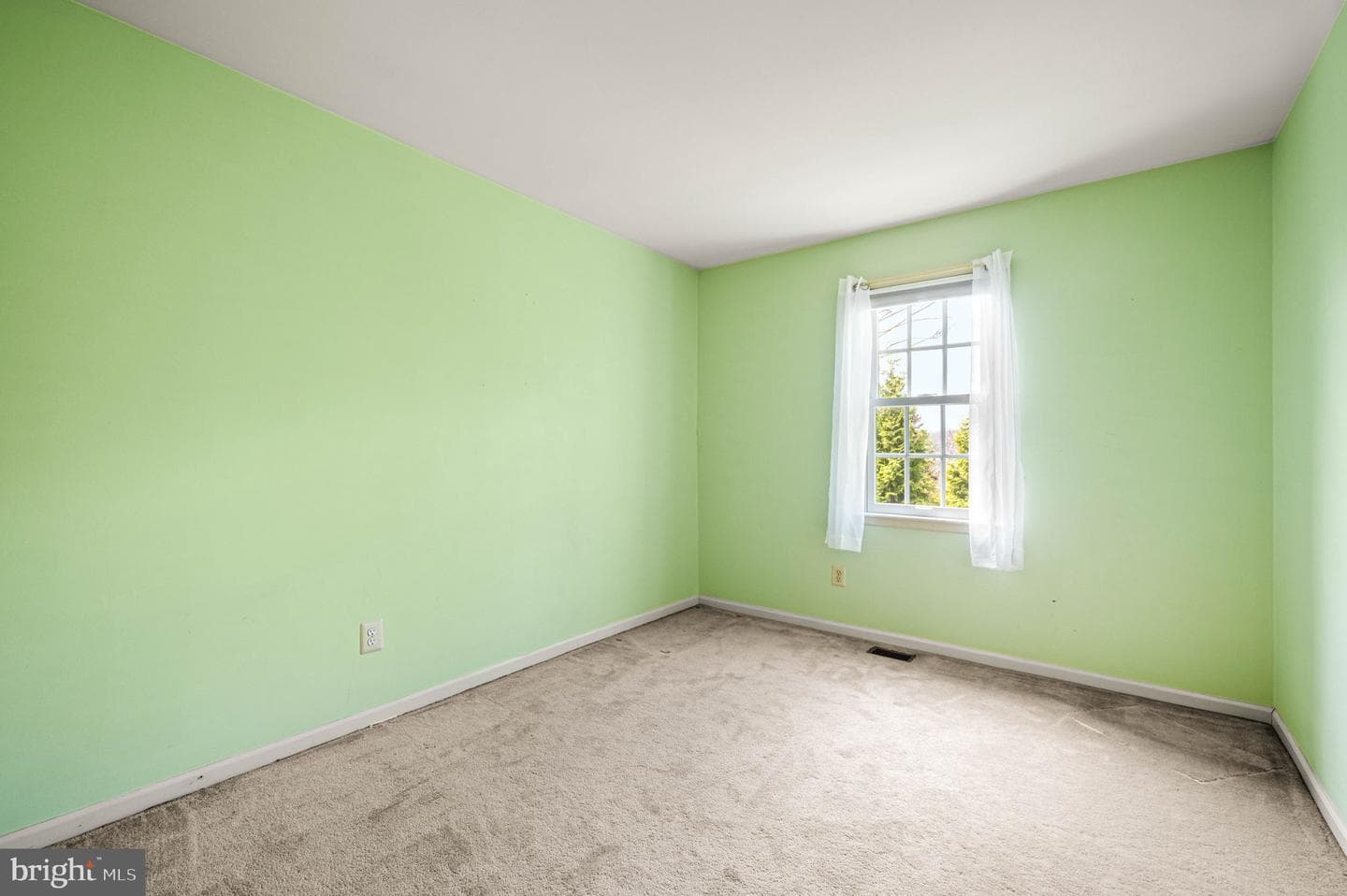 705 Hillary Court #705 photo 21