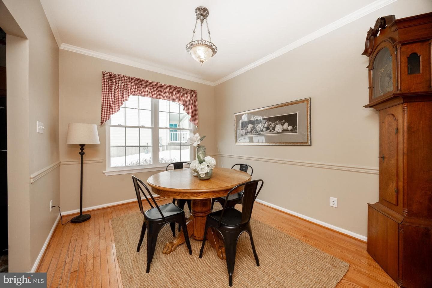 140 Milbury Road photo 13