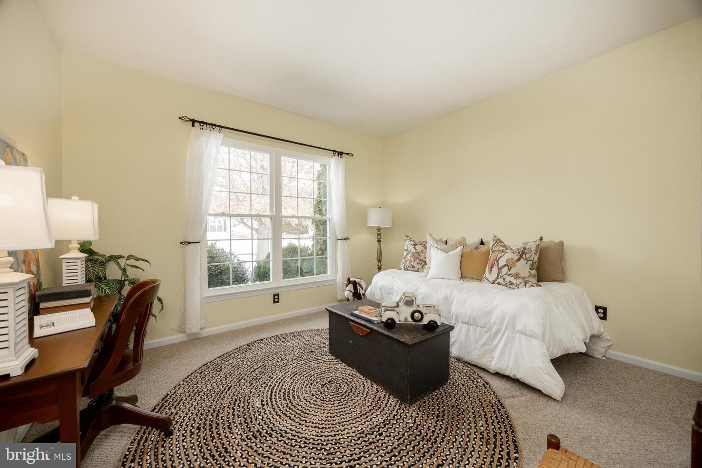 140 Milbury Road photo 21