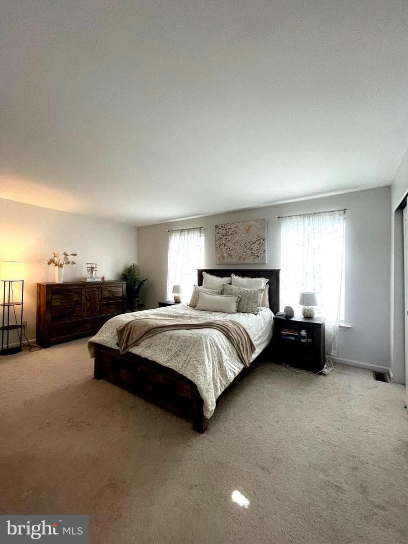 810 Amber Lane photo 14
