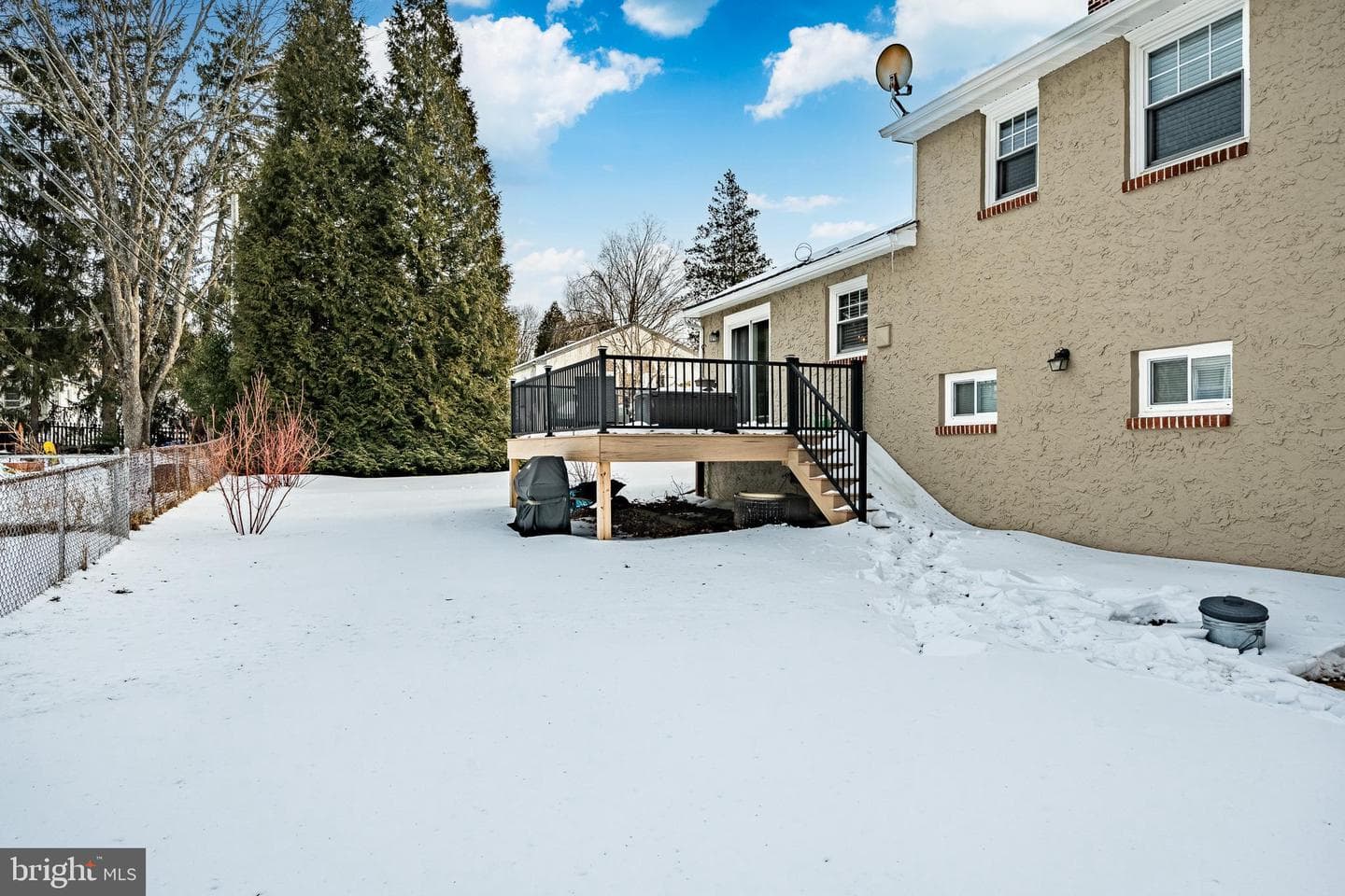 111 Glen Avenue photo 30