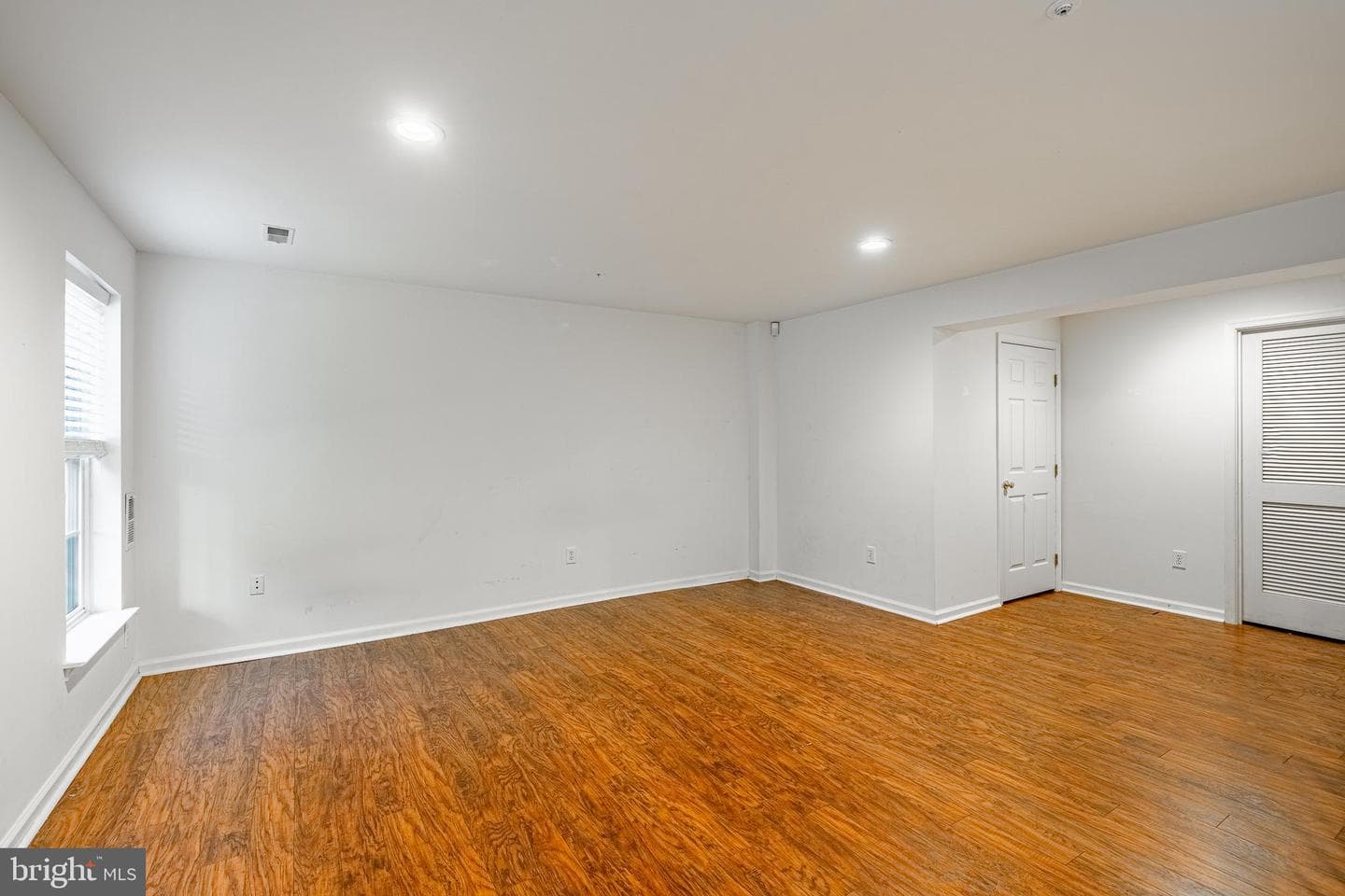 596 Coach Hill Court #c photo 29