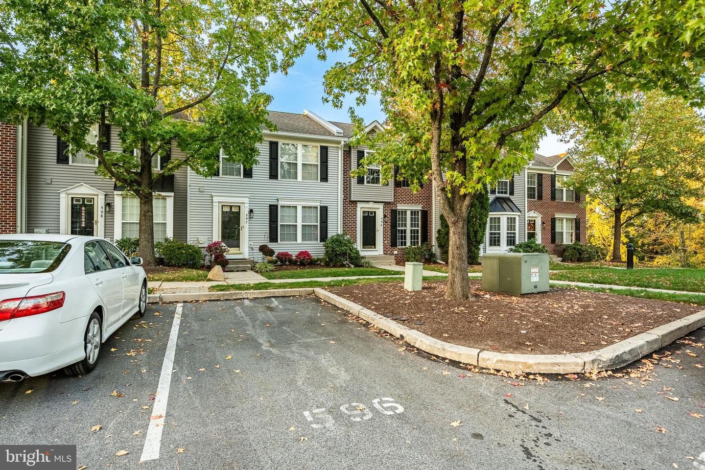 596 Coach Hill Court #c photo 4