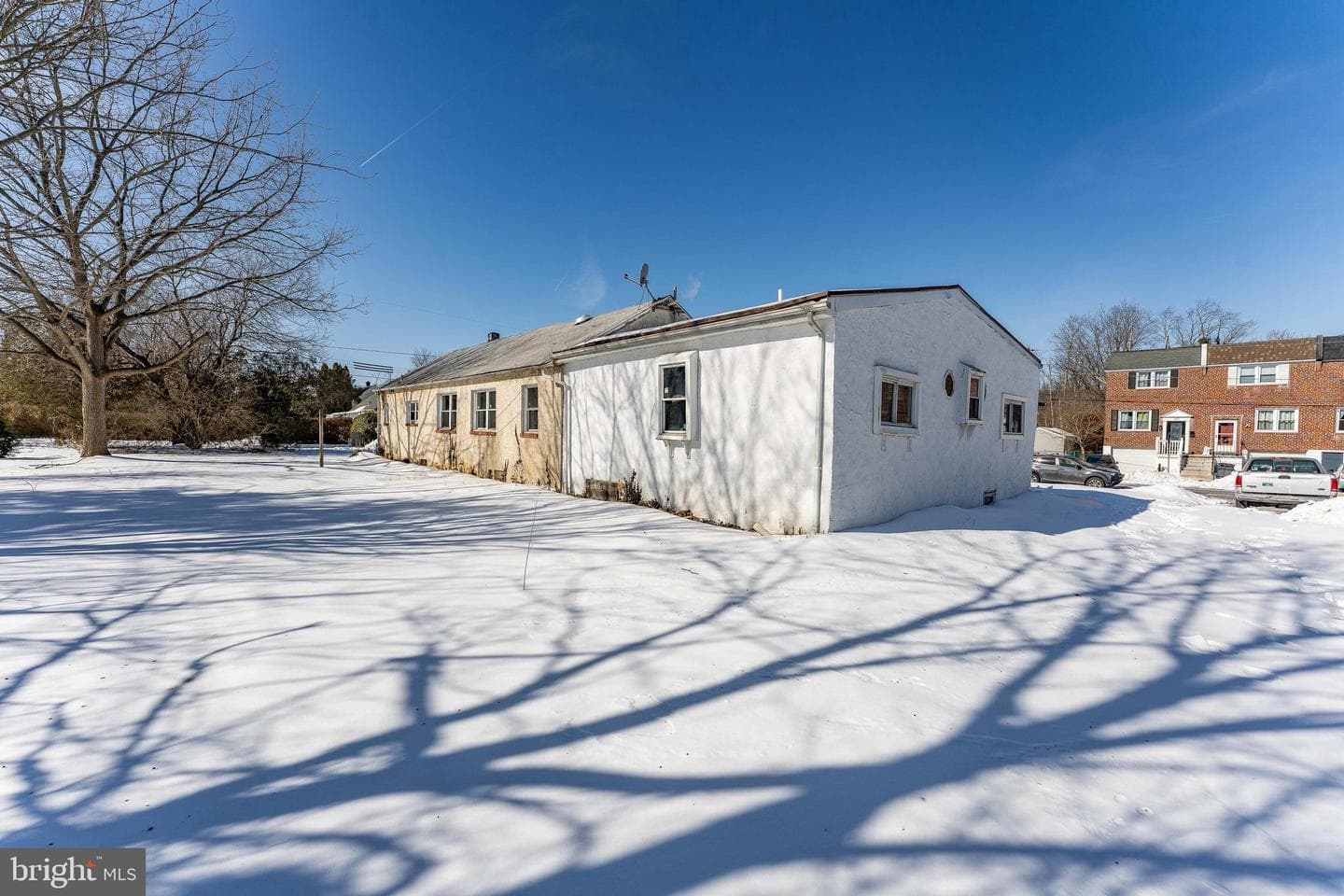 390 Mary Street photo 56