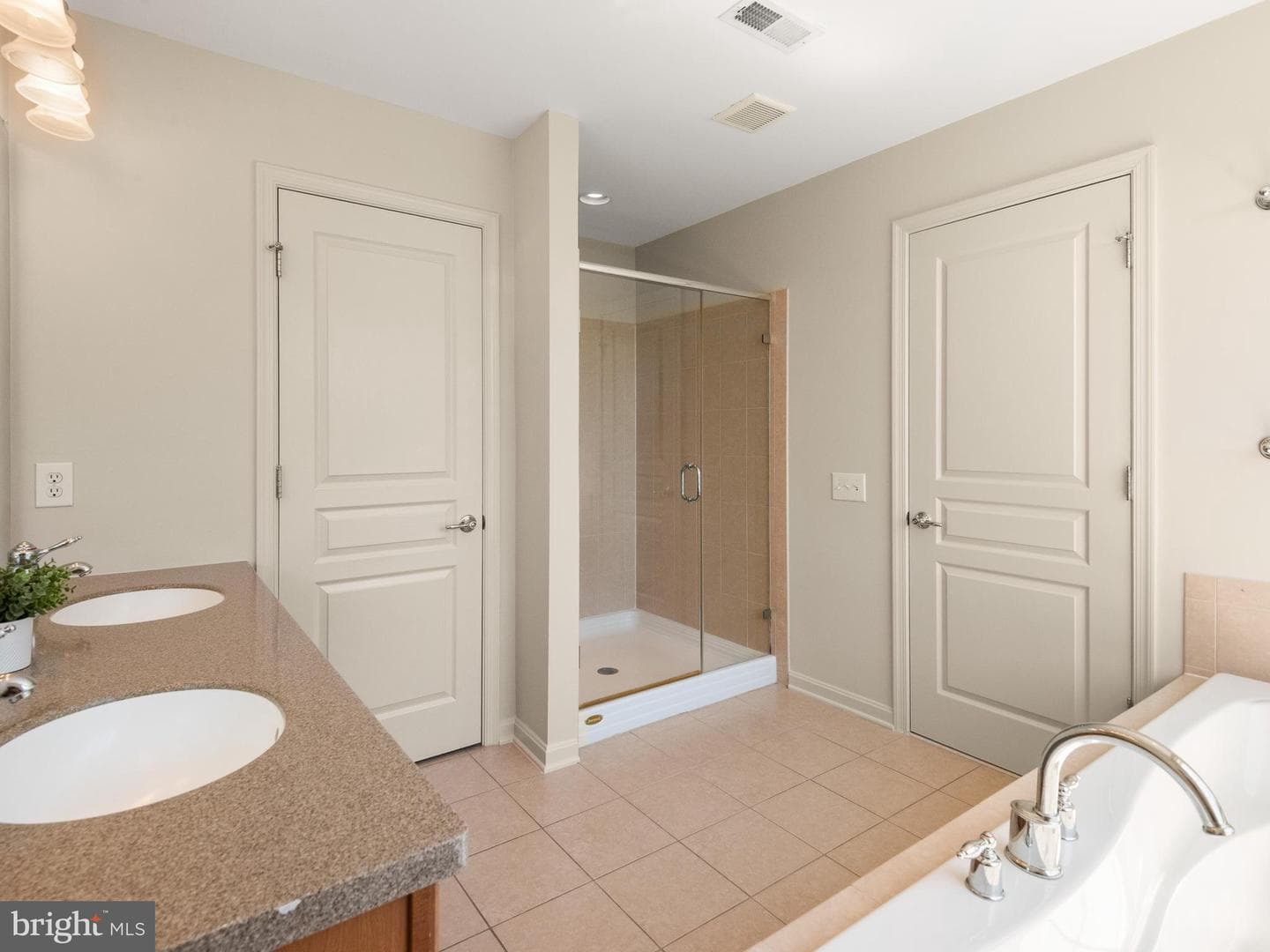 209 N Caldwell Circle photo 31