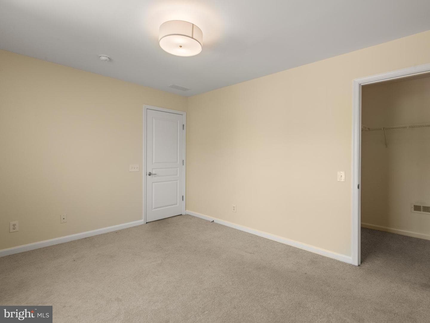 209 N Caldwell Circle photo 37