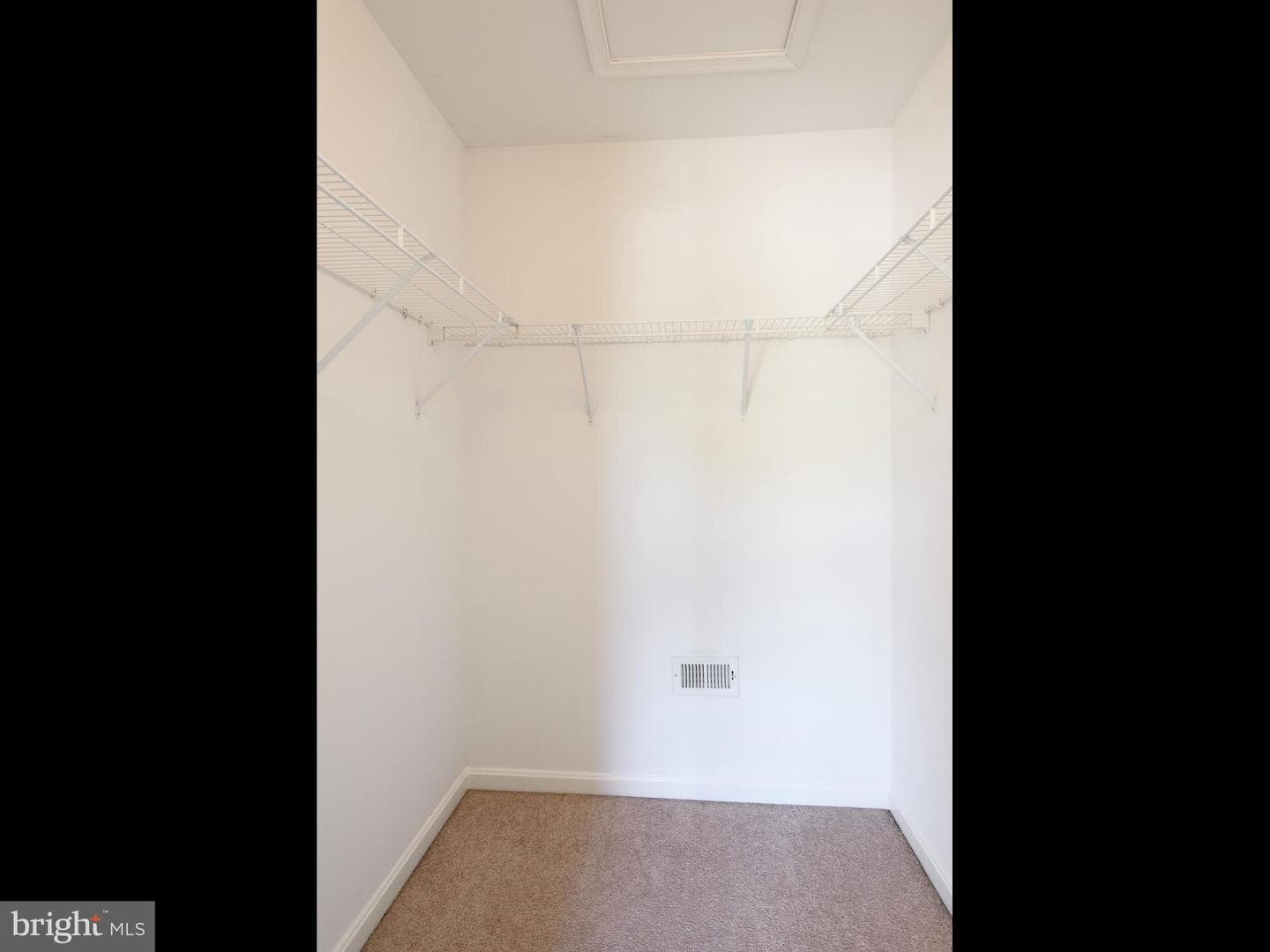 209 N Caldwell Circle photo 38
