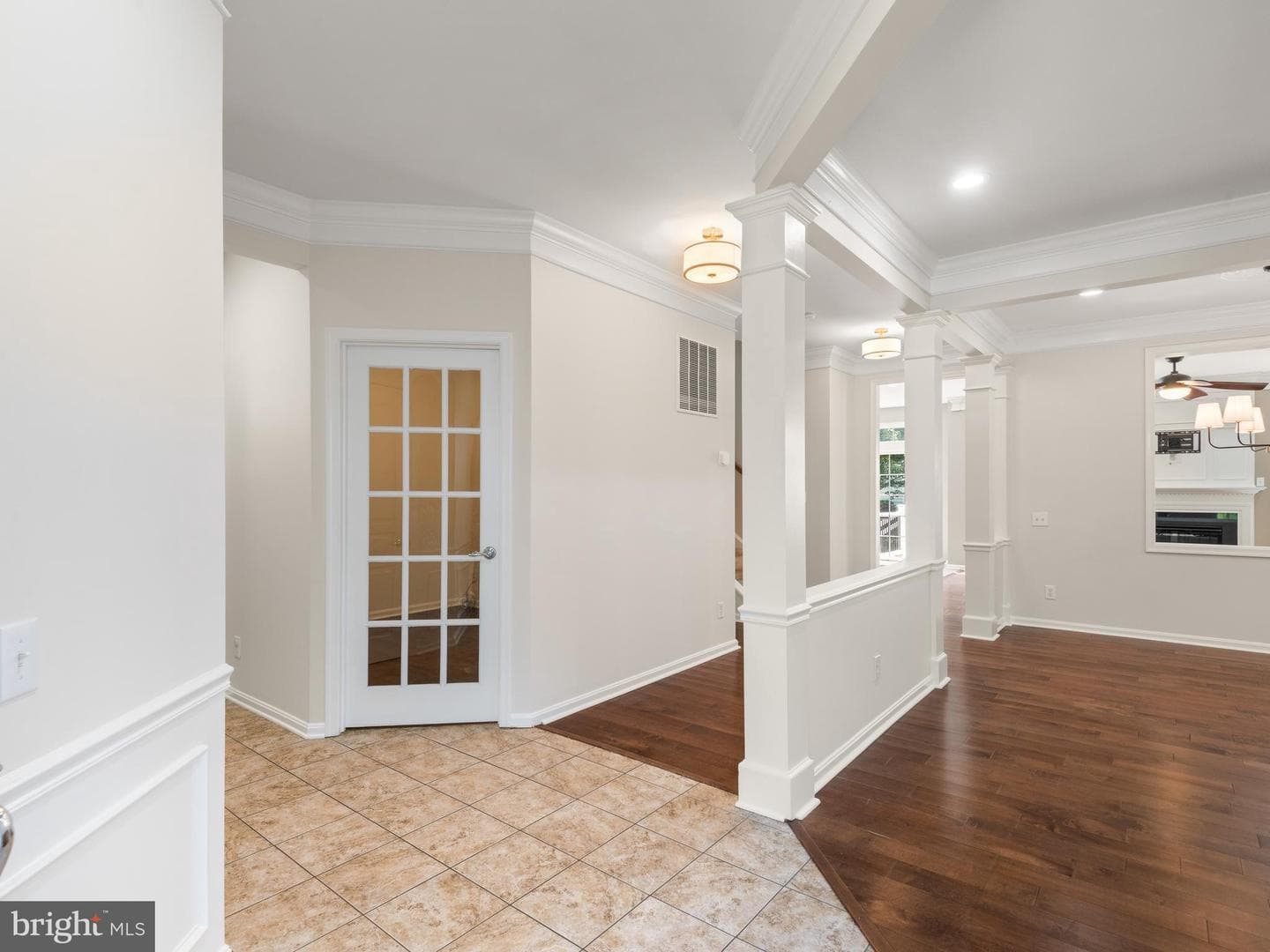 209 N Caldwell Circle photo 5