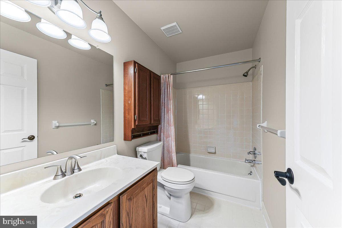 2107 Eton Court #2107 photo 19