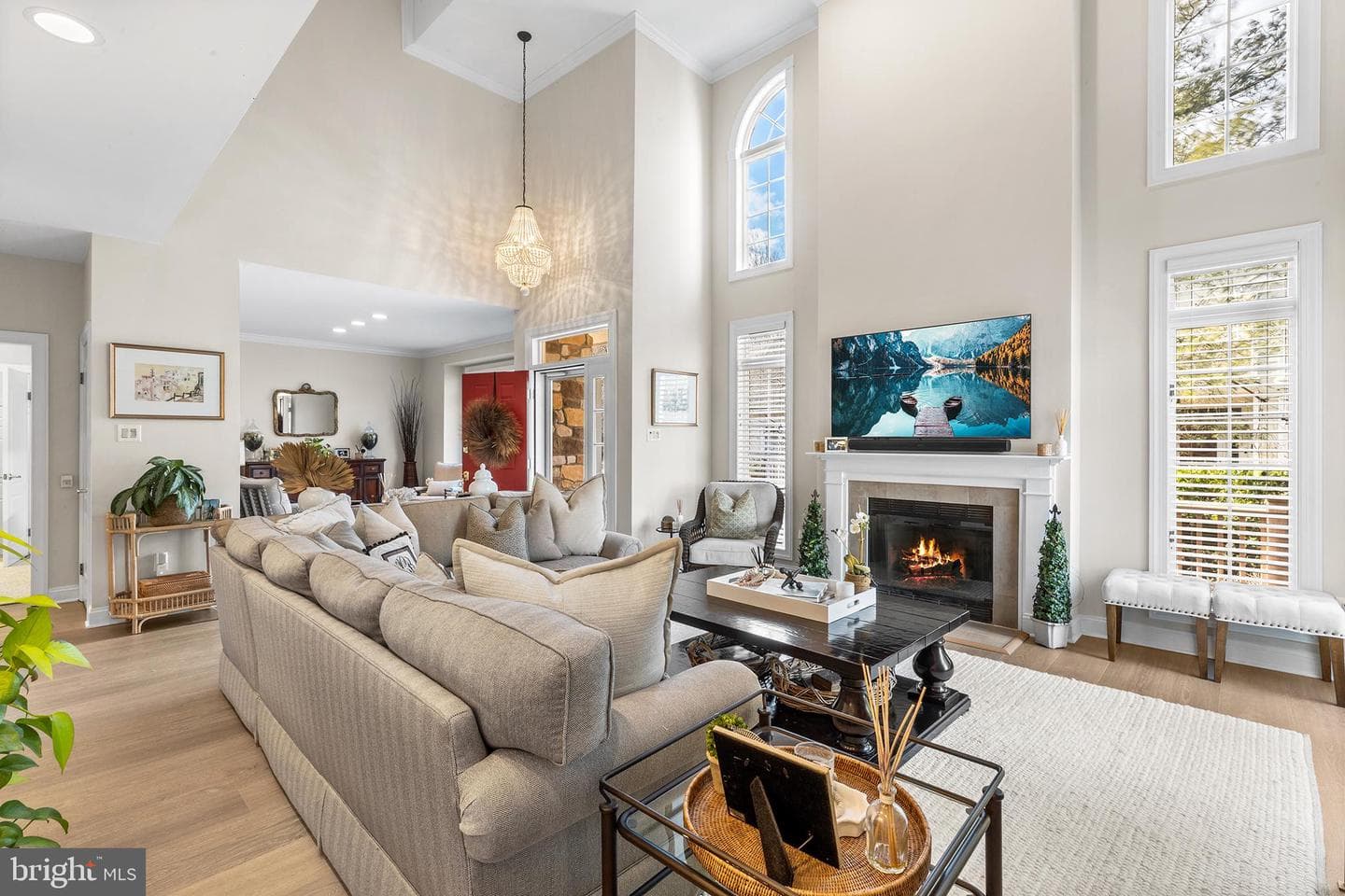 211 Shoreline Drive photo 6